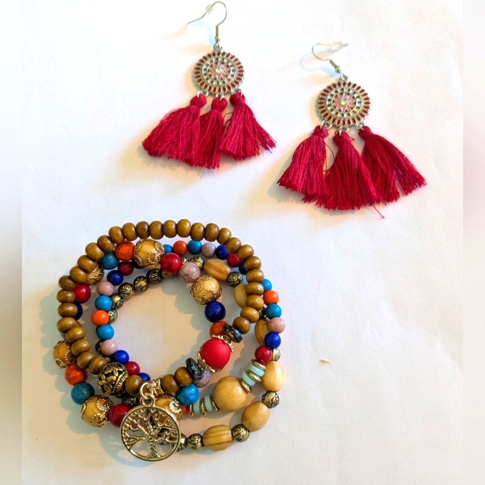 New Colorful Beaded Bracelet Set with Tree Charm And Tassell Earrings